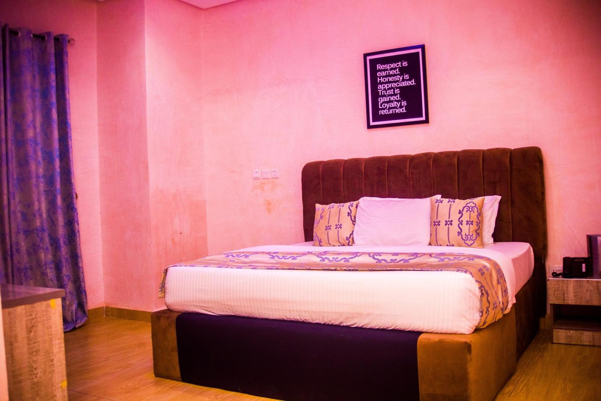 Vibes Suites Kaba Kültér fotó