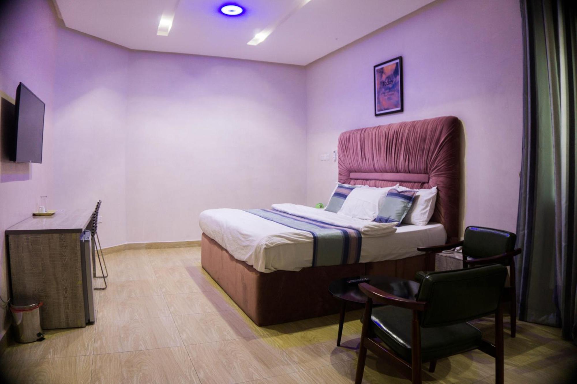 Vibes Suites Kaba Kültér fotó