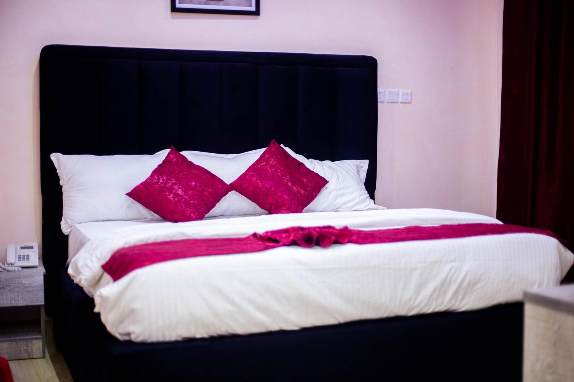 Vibes Suites Kaba Kültér fotó